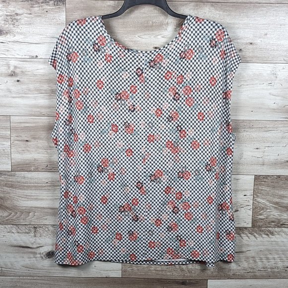 Carmen* Women's Short Sleeve Boat Neck 3 Keyhole Neckline Straight Hem Blouse~2X - Picture 10 of 12